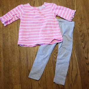 Shirt and legging outfit